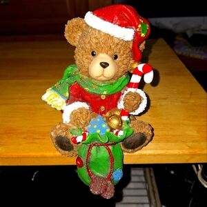 An Unbranded Teddy Bear stocking holder. Pre-loved in great condition.